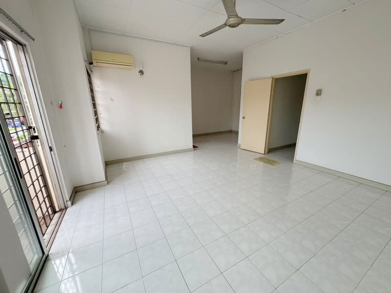 Rumah Teres 2 Tingkat untuk Dijual di Bandar Bukit Puchong 2 (Puchong) - Evan Goh - Living Room - PropertyGuru.com.my