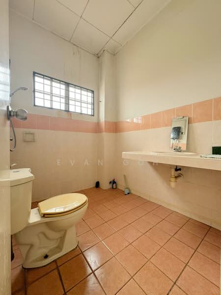 Rumah Teres 2 Tingkat untuk Dijual di Bandar Bukit Puchong 2 (Puchong) - Evan Goh - Bathroom - PropertyGuru.com.my