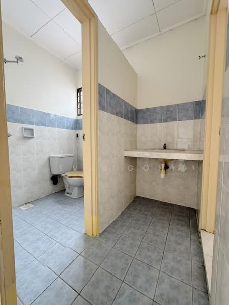 Rumah Teres 2 Tingkat untuk Dijual di Bandar Bukit Puchong 2 (Puchong) - Evan Goh - Bathroom - PropertyGuru.com.my