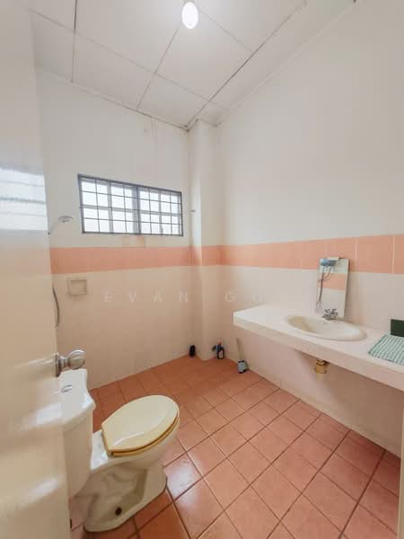 Rumah Teres 2-Tingkat untuk Dijual di Bandar Bukit Puchong 2 (Puchong) - Evan Goh - Bathroom - PropertyGuru.com.my