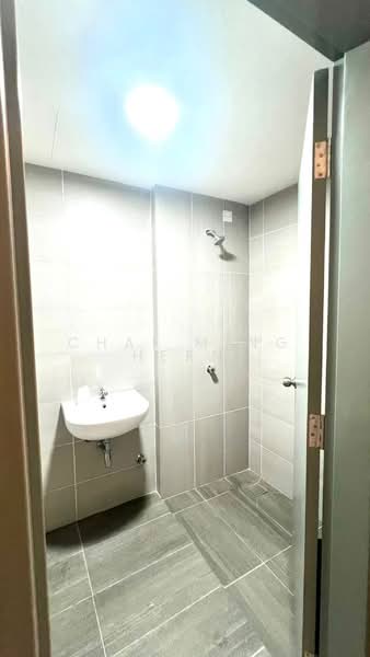 Kediaman Servis untuk Disewa di Parkland Residence @ Kajang 2 - Chai Ming Hern - Bathroom - PropertyGuru.com.my