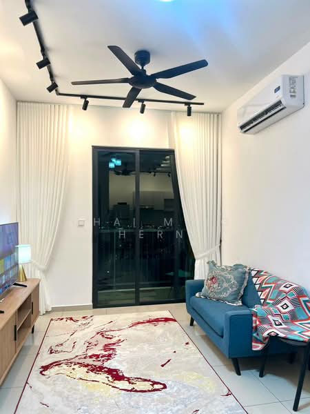 Kediaman Servis untuk Disewa di Parkland Residence @ Kajang 2 - Chai Ming Hern - Living Room - PropertyGuru.com.my