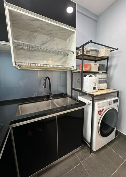 Condominium for Sale at Eco Bloom - Ooi Chee Khoon - Kitchen - PropertyGuru.com.my