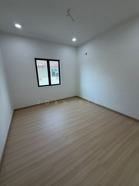 Rumah Berkembar untuk Dijual di Taman Skudai Baru (Skudai) - Joan Sin - PropertyGuru.com.my