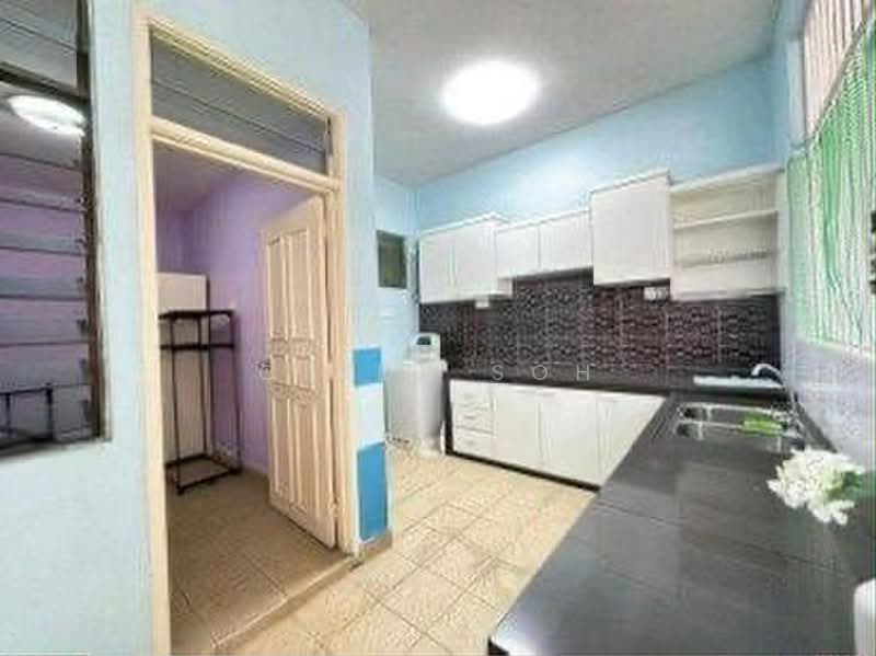Link Bungalow for Rent in Austin (Johor Bahru) - Cindy Soh - Kitchen - PropertyGuru.com.my
