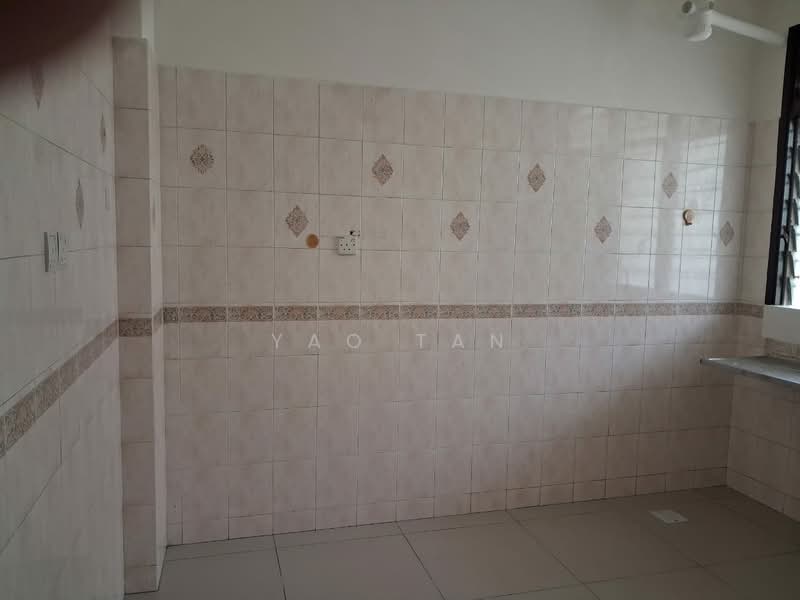 Pangsapuri untuk Disewa di Subang Perdana Goodyear Court 10 - Yao Tan - Kitchen - PropertyGuru.com.my
