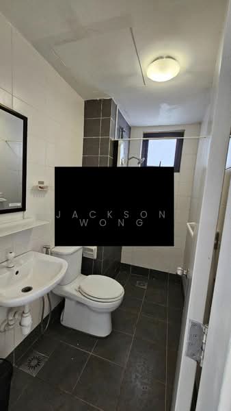 Kondominium untuk Disewa di Residence 8 - Jackson Wong - Bathroom - PropertyGuru.com.my