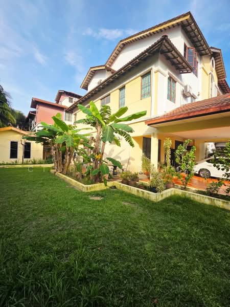 Rumah Berkembar untuk Dijual di Taman Bunga Negara (Shah Alam) - Cindy Jessica - Exterior - PropertyGuru.com.my