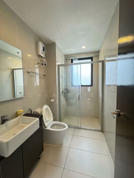 Condominium for Rent at Kings Bay @ Country Garden Danga Bay - Chia Shien Lim - PropertyGuru.com.my