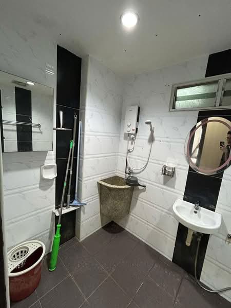 Kondominium untuk Disewa di Putra Place Condominium - Pheng Han - PropertyGuru.com.my