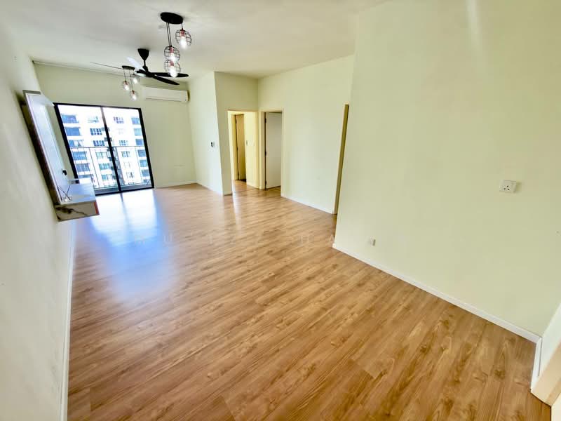 Servis Apartment untuk Dijual di Dian Residency - Mu'izz Halim - Living Room - PropertyGuru.com.my