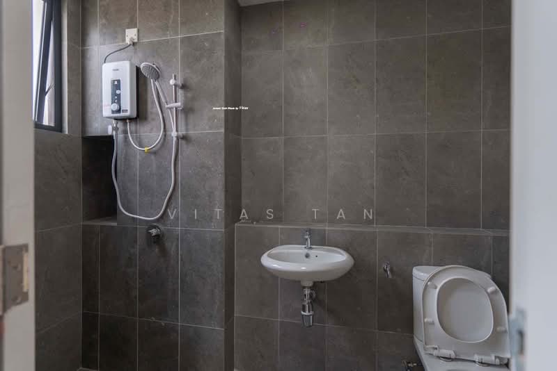 Service Residence for Rent at D'Sini Residences - Vitas Tan - Bathroom - PropertyGuru.com.my