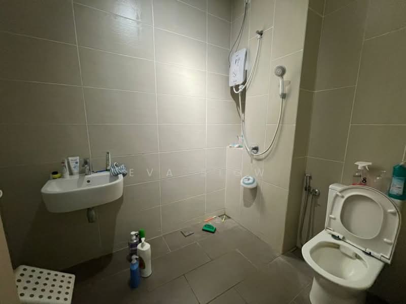 Rumah Kluster untuk Dijual di Iskandar Puteri (Nusajaya) (Johor) - Eva Siow - Bathroom - PropertyGuru.com.my