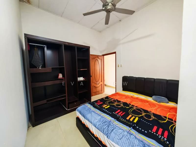 1-storey Terraced House for Sale in Taman Nusa Bestari (Iskandar Puteri (Nusajaya)) - Eva Siow - Bedroom - PropertyGuru.com.my