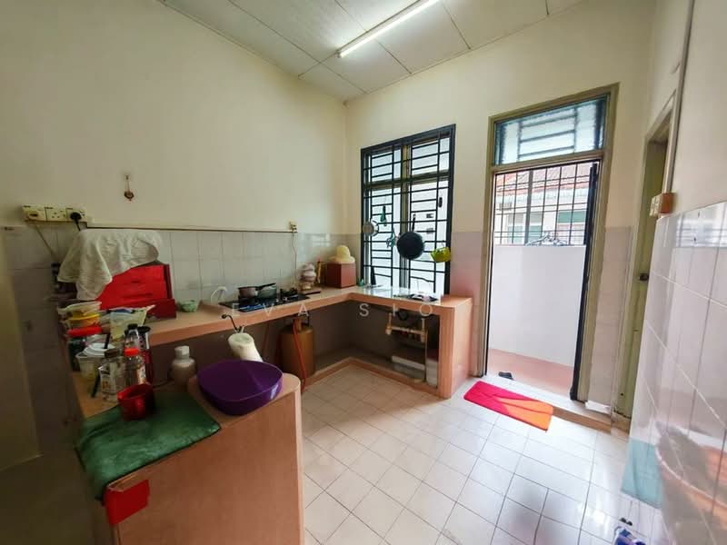 1-storey Terraced House for Sale in Taman Nusa Bestari (Iskandar Puteri (Nusajaya)) - Eva Siow - Kitchen - PropertyGuru.com.my