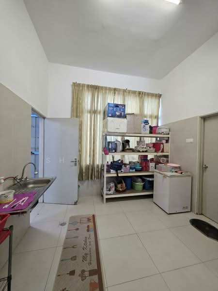 Rumah Berkembar untuk Dijual di Taman Pulai Hijauan (Skudai) - Sherlin To - Kitchen - PropertyGuru.com.my