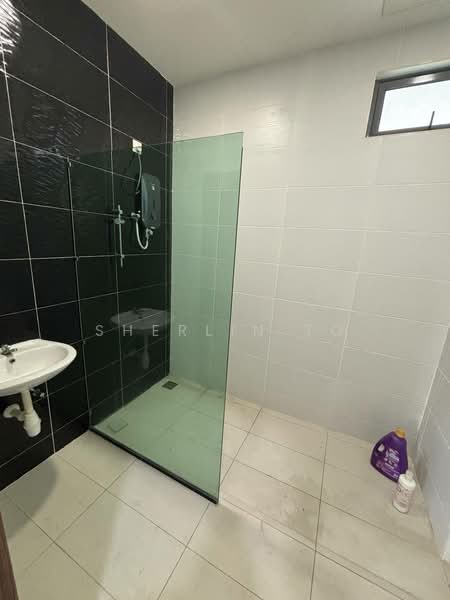 Rumah Kluster untuk Dijual di Taman Bukit Skudai (Skudai) - Sherlin To - Bathroom - PropertyGuru.com.my
