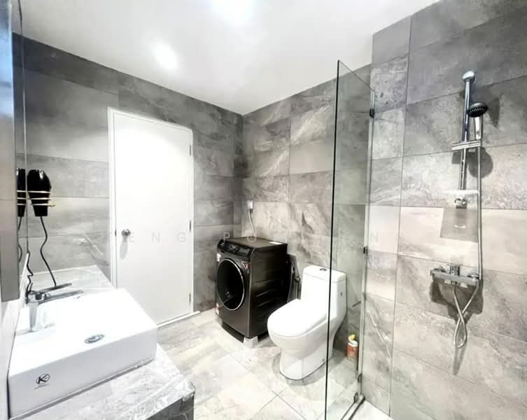 Service Residence for Rent at Equine Residence - Teng Poh Hong - Bathroom - PropertyGuru.com.my