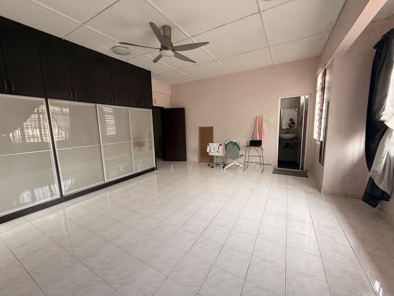 Rumah Teres 2 Tingkat untuk Disewa di Bandar Mahkota Cheras (Cheras) - Kelly Tan - Bedroom - PropertyGuru.com.my