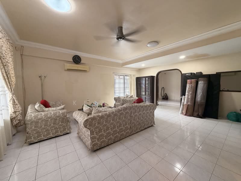 Rumah Teres 2 Tingkat untuk Disewa di Bandar Mahkota Cheras (Cheras) - Kelly Tan - Living Room - PropertyGuru.com.my