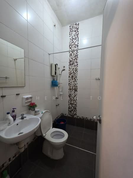 Rumah Kluster untuk Disewa di Bukit Indah (Iskandar Puteri (Nusajaya)) - Sherlin To - Bathroom - PropertyGuru.com.my