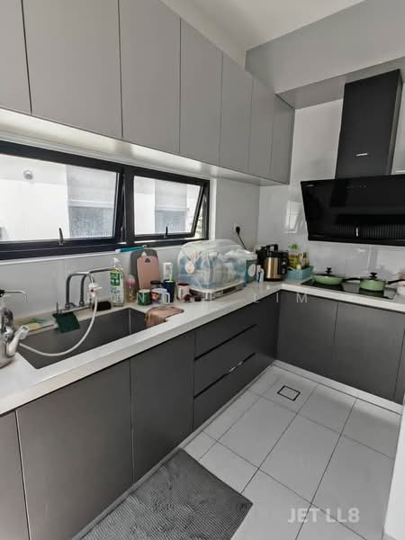Semi-Detached House for Sale in Setia Alam (Selangor) - Eunice Lim - Kitchen - PropertyGuru.com.my