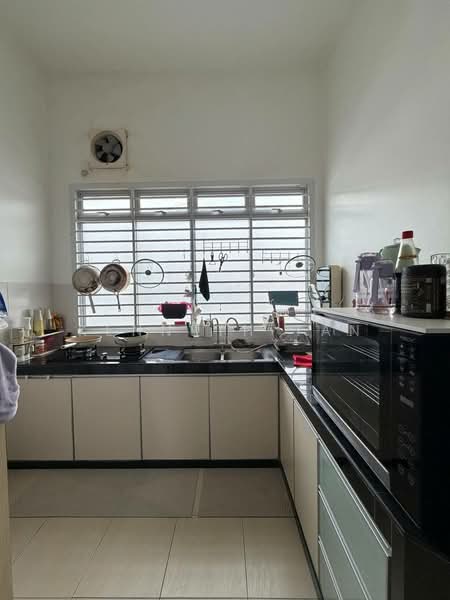 Terraced House for Sale in Kulai (Johor) - Kenneth Tan - Kitchen - PropertyGuru.com.my
