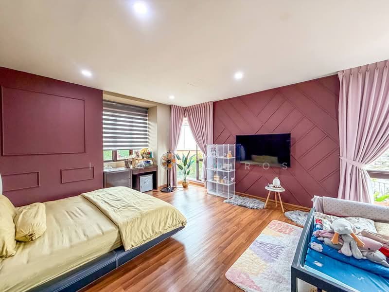 Bungalow for Sale in Bukit Rahman Putra (Sungai Buloh) - Izzat Zamros - PropertyGuru.com.my