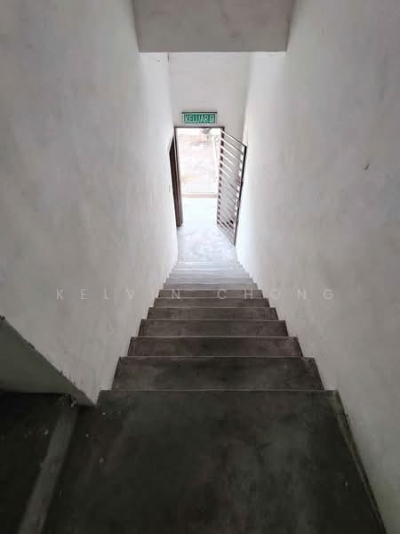 Factory for Rent in Bercham (Ipoh) - Kelvin Chong - Corridor - PropertyGuru.com.my