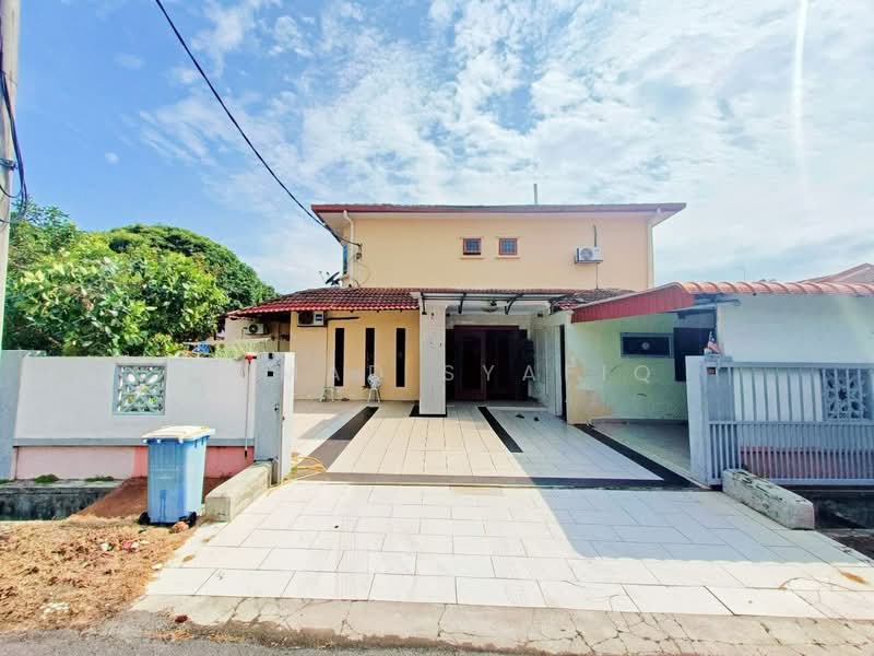 2-storey Terraced House for Sale in Taman Dato' Hormat (Telok Panglima Garang) - Ahmad Syafiq - PropertyGuru.com.my