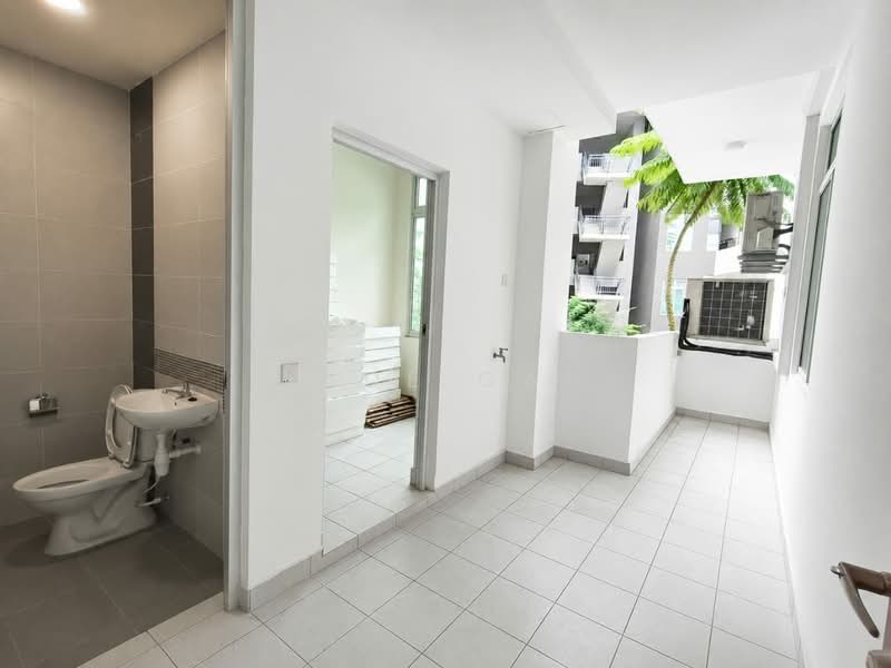 Condominium for Rent at The Seed Taman Sutera Utama - Jade Gan - Bathroom - PropertyGuru.com.my