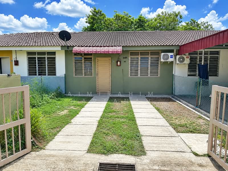 1-storey Terraced House for Sale in Telok Mas (Melaka) - AimiRahim Hartanah - Exterior - PropertyGuru.com.my