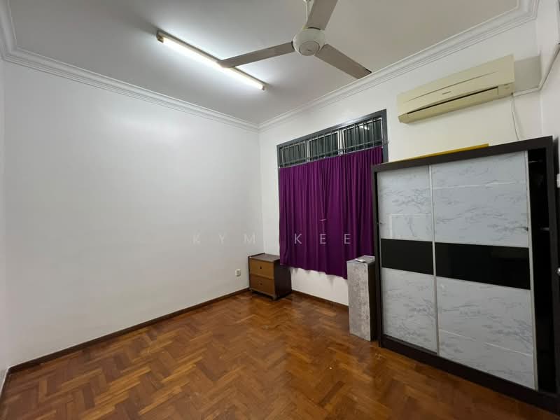 Rumah Teres 2 Tingkat untuk Disewa di Johor Bahru (Johor) - Kym Kee - Bedroom - PropertyGuru.com.my