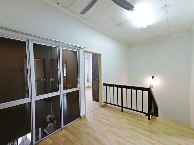 2-storey Terraced House for Sale in Taman Pinggiran Usj (Subang Jaya) - Mohd Hazlan bin Mohd Sopi - PropertyGuru.com.my