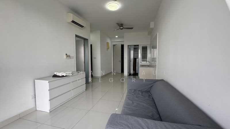 Servis Apartment untuk Dijual di Pinnacle Sri Petaling - Johann Paul Gregory - Living Room - PropertyGuru.com.my