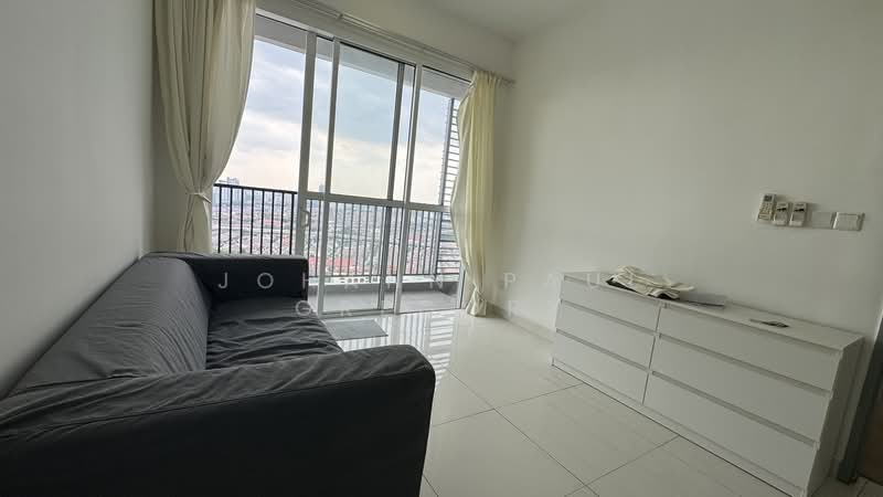 Servis Apartment untuk Dijual di Pinnacle Sri Petaling - Johann Paul Gregory - Living Room - PropertyGuru.com.my