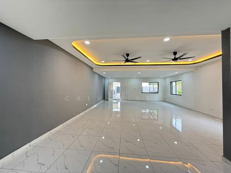 Rumah Berkembar untuk Dijual di Johor Bahru (Johor) - Calvin Lee - Living Room - PropertyGuru.com.my