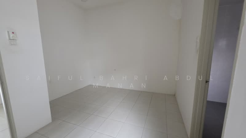 Rumah Kluster untuk Dijual di Bandar Saujana Putra (Tanjong Duabelas) - Saiful Bahri Abdul Manan - Interior - PropertyGuru.com.my
