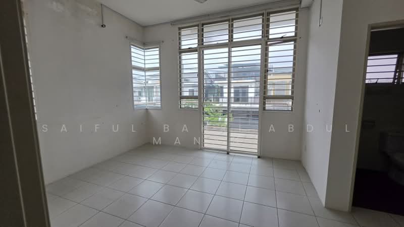 Rumah Kluster untuk Dijual di Bandar Saujana Putra (Tanjong Duabelas) - Saiful Bahri Abdul Manan - Interior - PropertyGuru.com.my