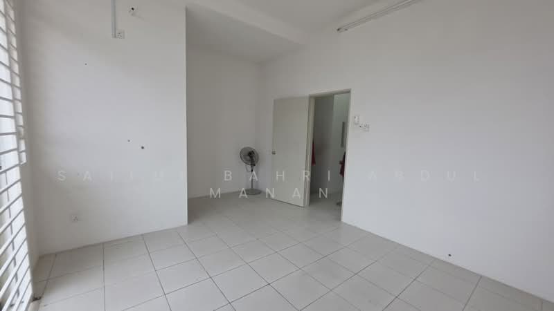 Rumah Kluster untuk Dijual di Bandar Saujana Putra (Tanjong Duabelas) - Saiful Bahri Abdul Manan - Interior - PropertyGuru.com.my