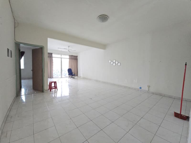 Kondominium untuk Disewa di Bukit OUG Condominiums - Henrick Tan - Living Room - PropertyGuru.com.my