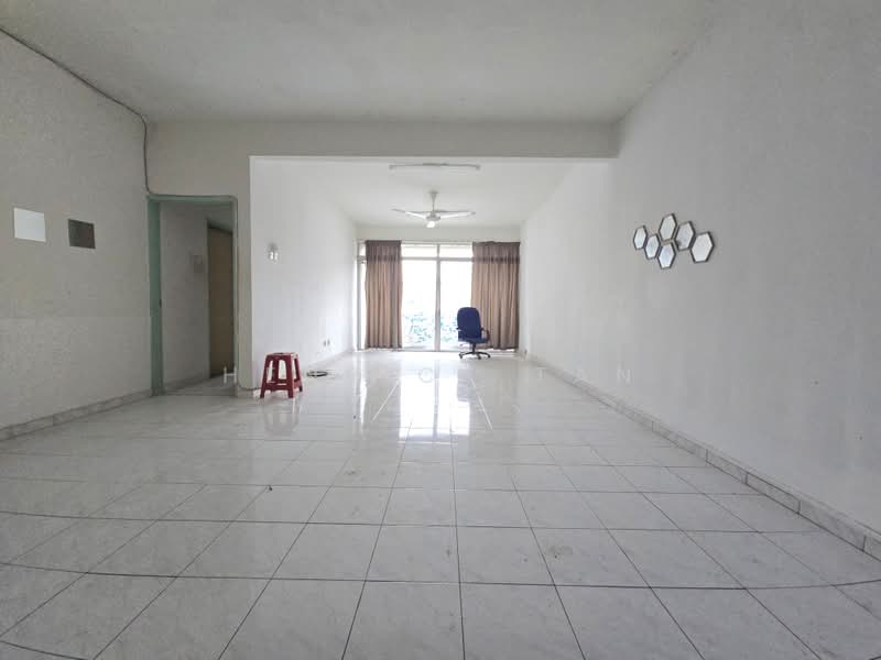 Kondominium untuk Disewa di Bukit OUG Condominiums - Henrick Tan - Living Room - PropertyGuru.com.my