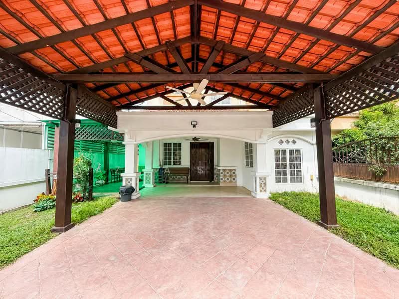 Semi-Detached House for Sale in D'Kayangan (Shah Alam) - Yazila Sulaimi - Exterior - PropertyGuru.com.my