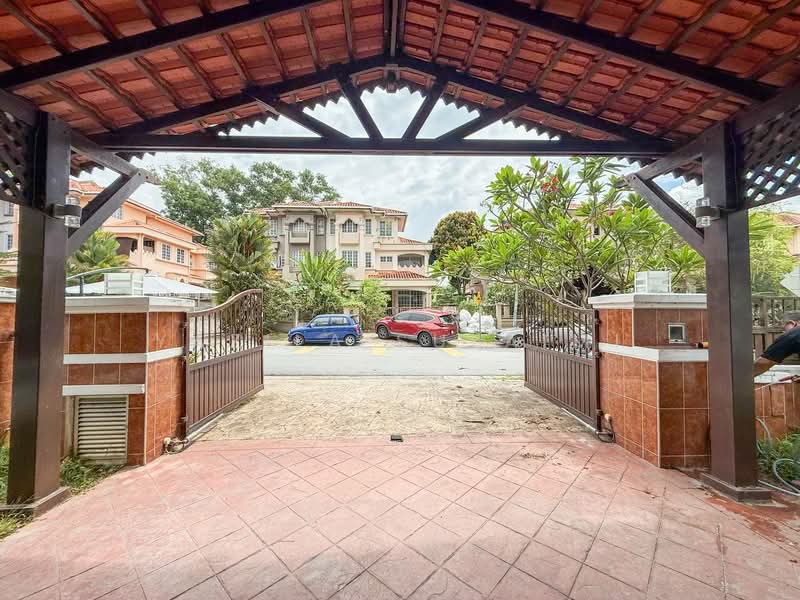 Semi-Detached House for Sale in D'Kayangan (Shah Alam) - Yazila Sulaimi - Exterior - PropertyGuru.com.my