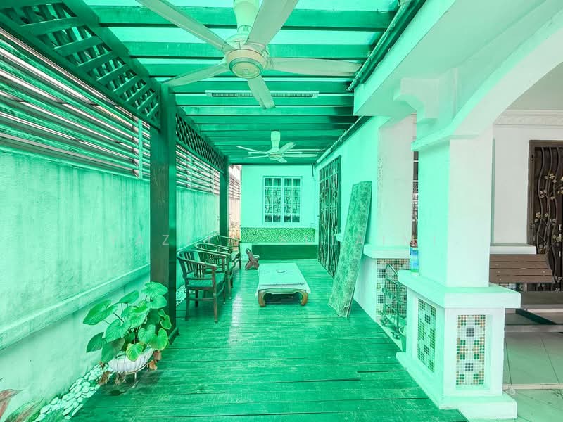 Semi-Detached House for Sale in D'Kayangan (Shah Alam) - Yazila Sulaimi - Exterior - PropertyGuru.com.my