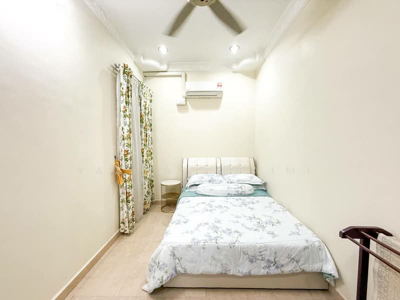 Semi-Detached House for Sale in D'Kayangan (Shah Alam) - Yazila Sulaimi - Bedroom - PropertyGuru.com.my