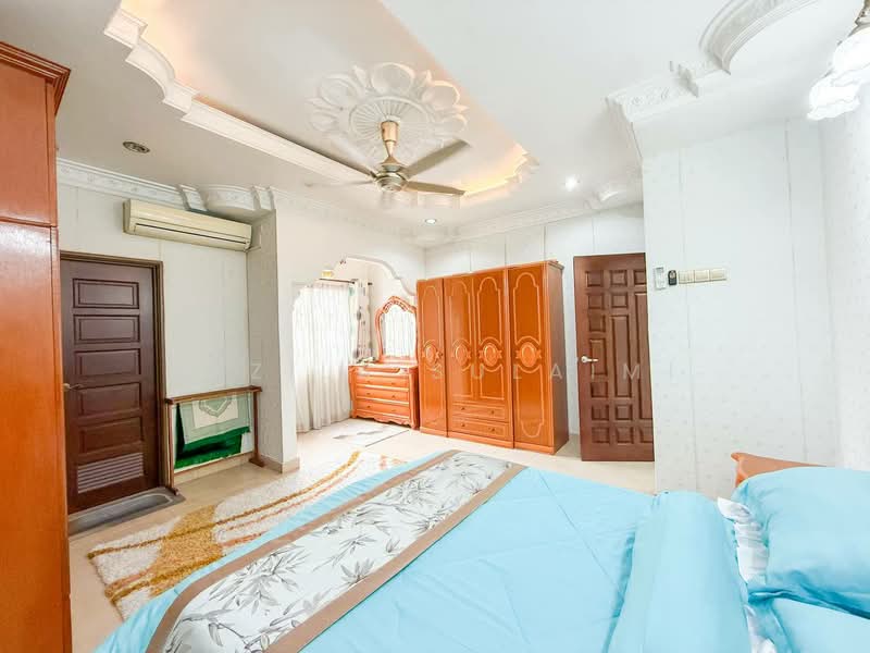 Semi-Detached House for Sale in D'Kayangan (Shah Alam) - Yazila Sulaimi - Bedroom - PropertyGuru.com.my