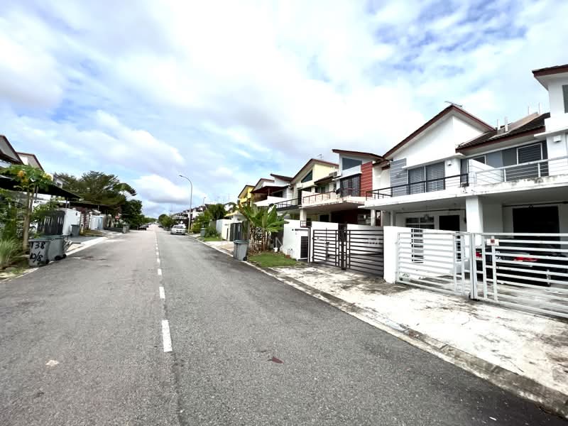 Rumah Teres 2 Tingkat untuk Dijual di Taman Setia Indah (Tebrau) - Ethan Lim - PropertyGuru.com.my