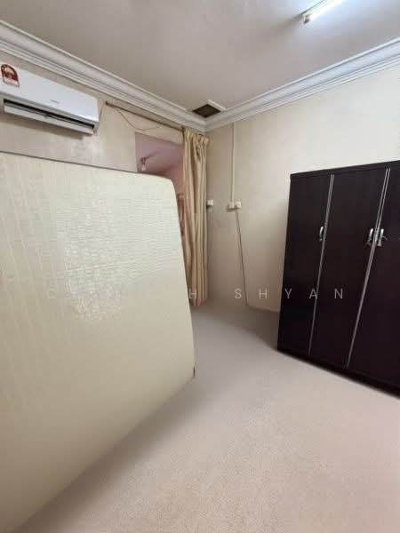 Rumah Teres 1 Tingkat untuk Dijual di Taman Kempas Utama (Tebrau) - Ong Lih Shyan - Bedroom - PropertyGuru.com.my