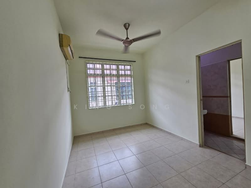 2-storey Terraced House for Sale in Taman Semabok Perdana (Semabok) - King Song - PropertyGuru.com.my